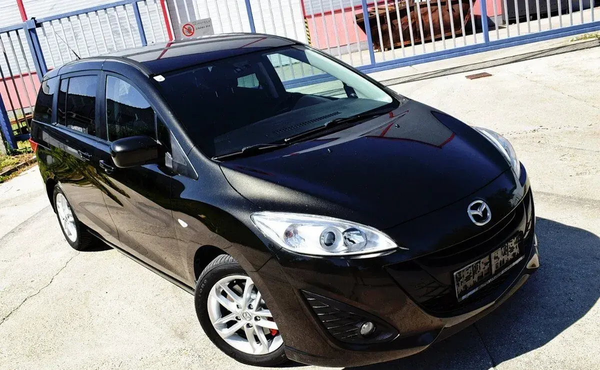 Mazda Päťka – 2011, 212 900 km