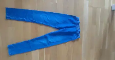 Bavlnené rifle Lindex 140