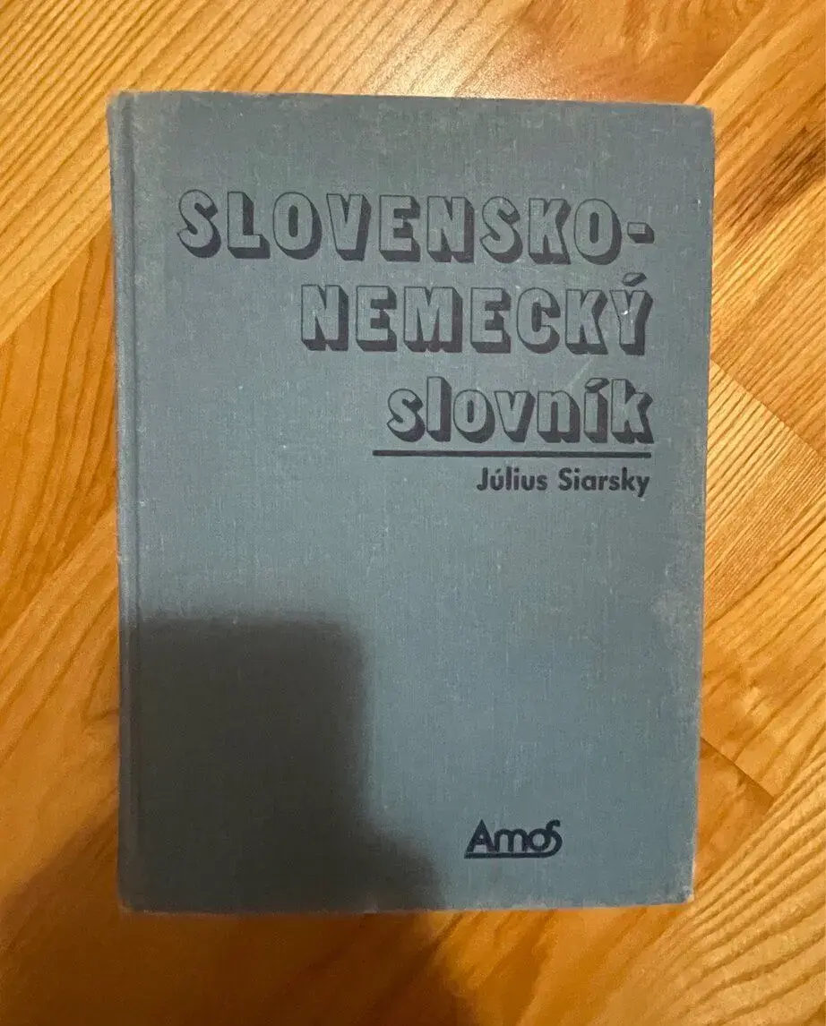 Slovensko-nemecký slovník, Július Sliarsky