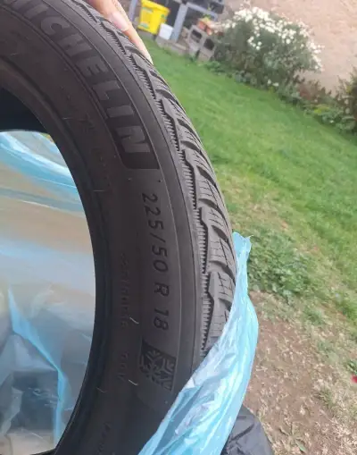 Zimné pneumatiky Michelin 225/50 R18 XL