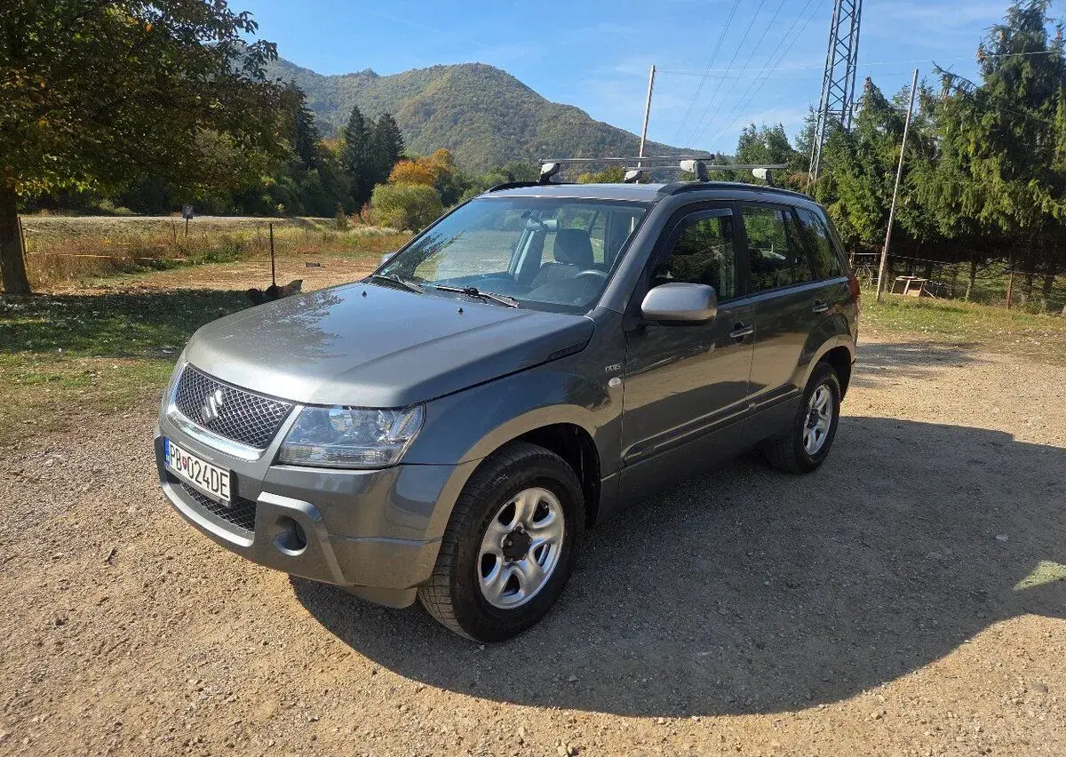Suzuki grand – 2007, 230 000 km