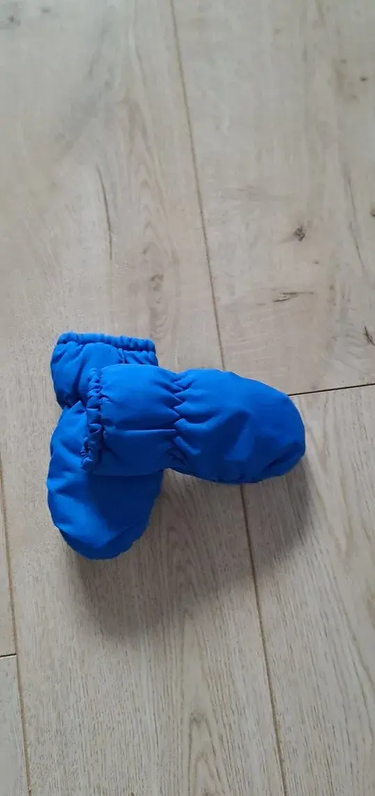 Modré rukavičky pre najmenších od 6-24mes.