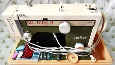 Šijací stroj Veritas.