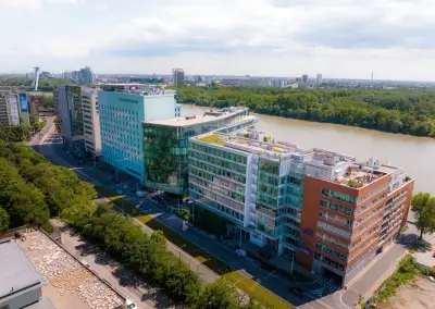 Kancelárske priestory vysokého štandardu v projekte River Pa