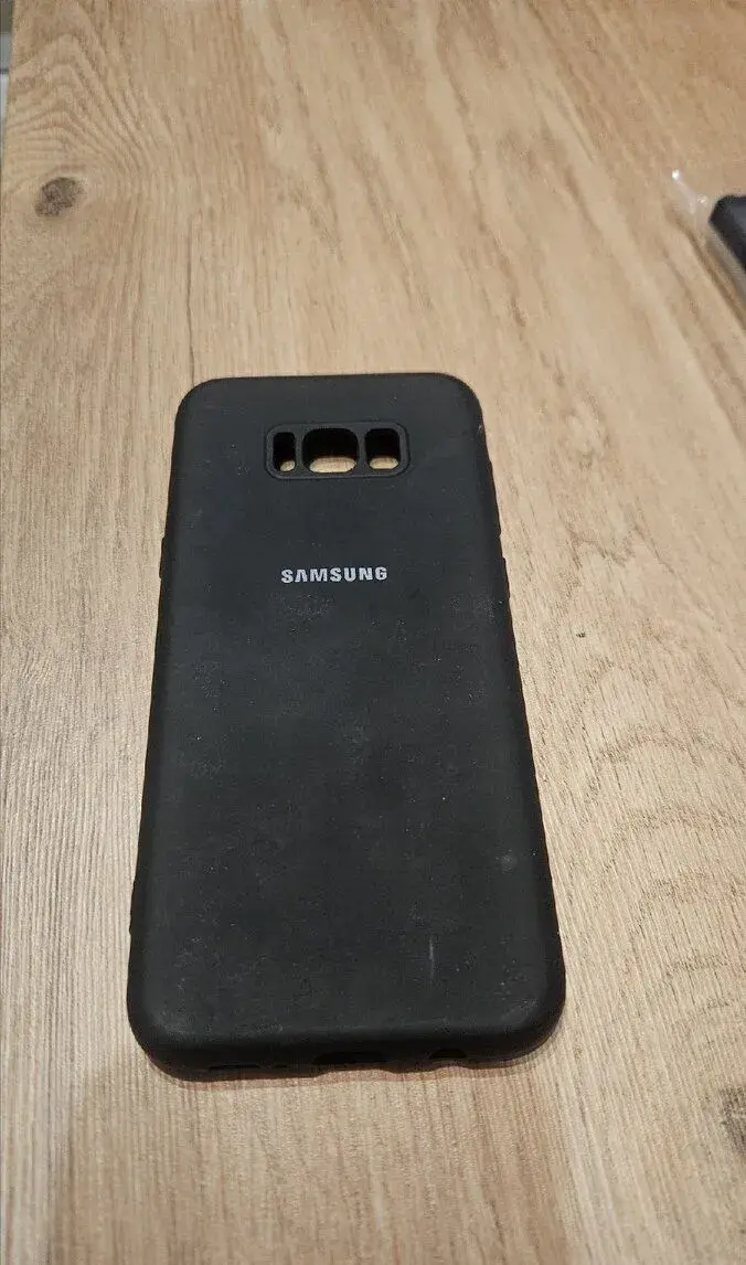Obaly na S8+