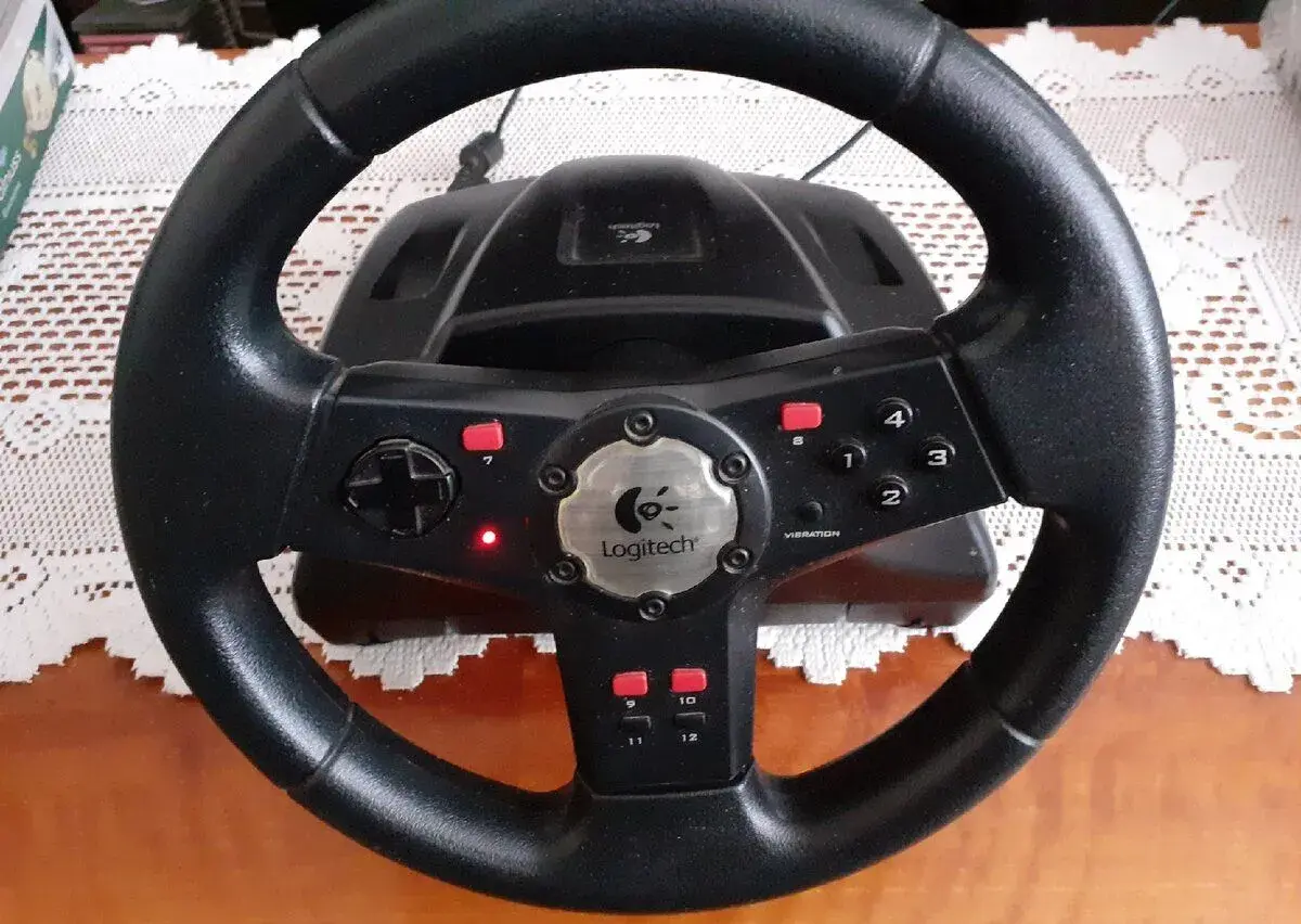 VOLANT PRE PC LOGITECH