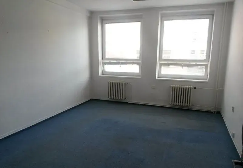 Kancelárske priestory 16 m2, 31 m2 a 43 m2 Žilina - centrum