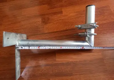 Anténna konzola držiak 35 cm.