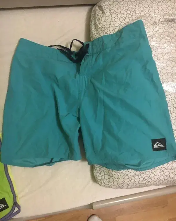 Quiksilver plavky velkosti 32
