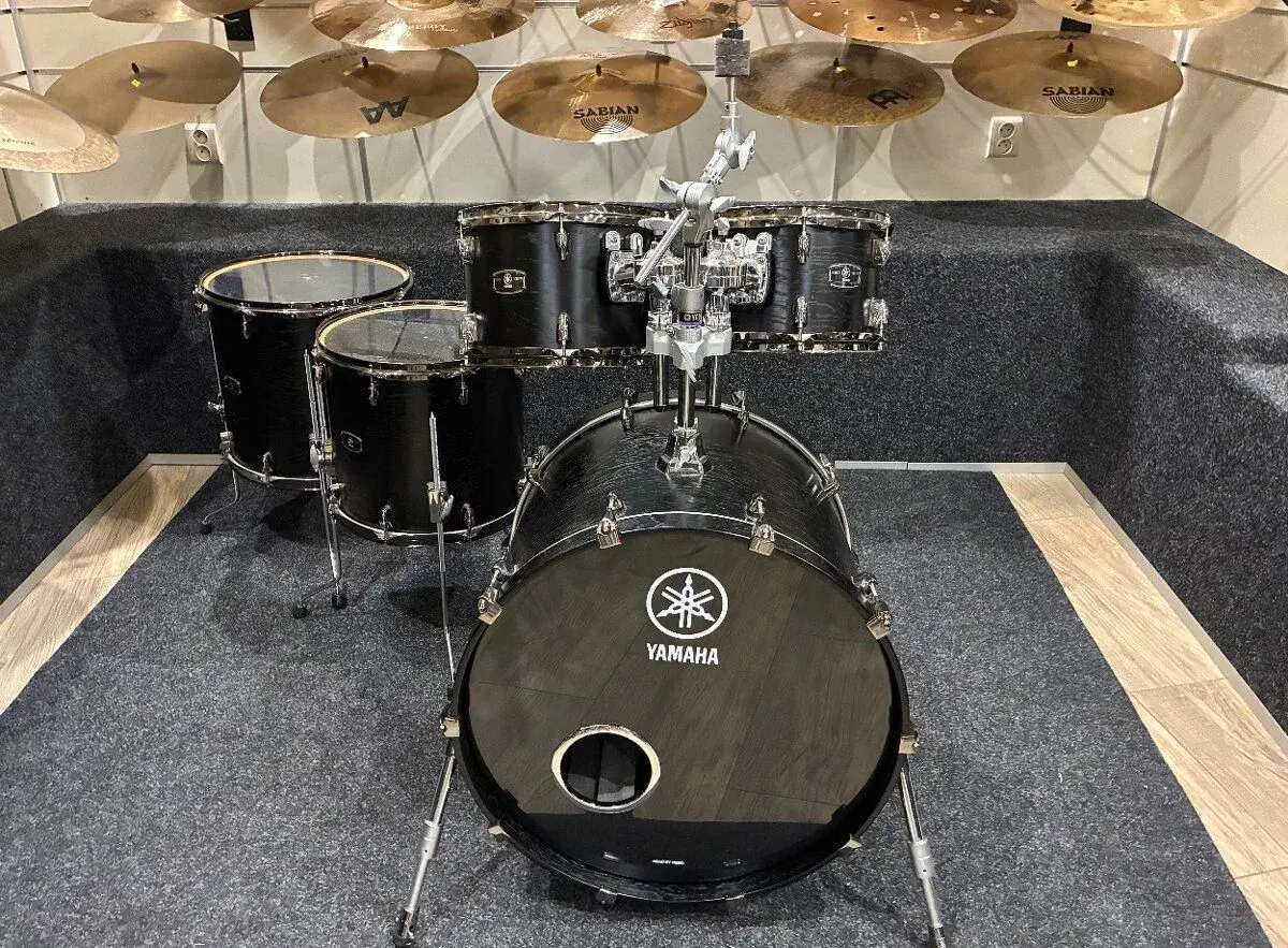 YAMAHA LIVE CUSTOM HYBRID OAK 22,10,12,14,16