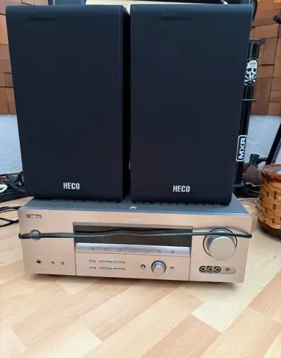 Regálové reproboxy HECO VICTA 300
