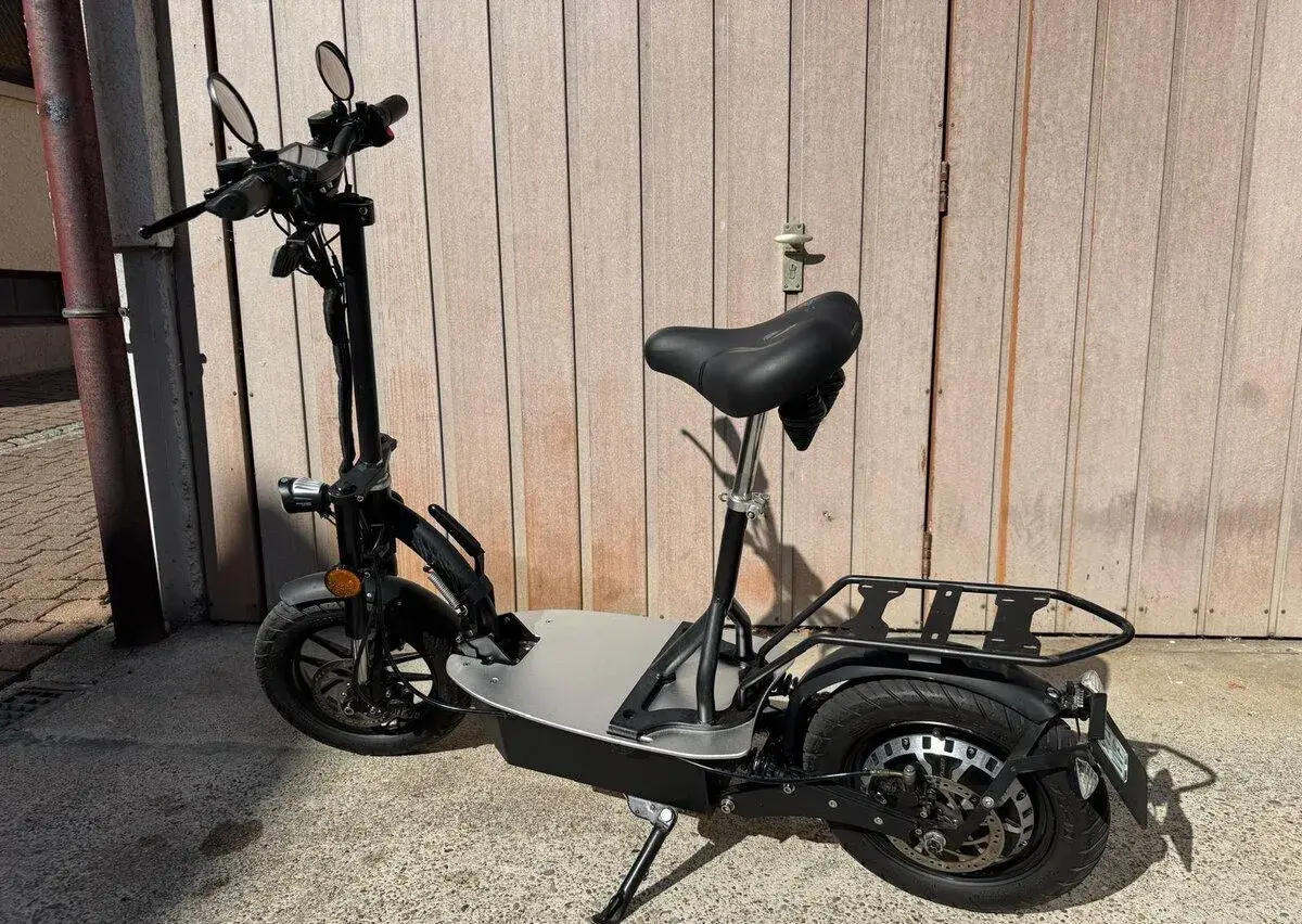 E Scooter Revoluzzer 45 Pro