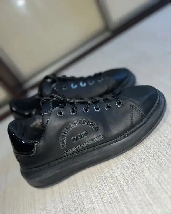 KARL LAGERFELD 38