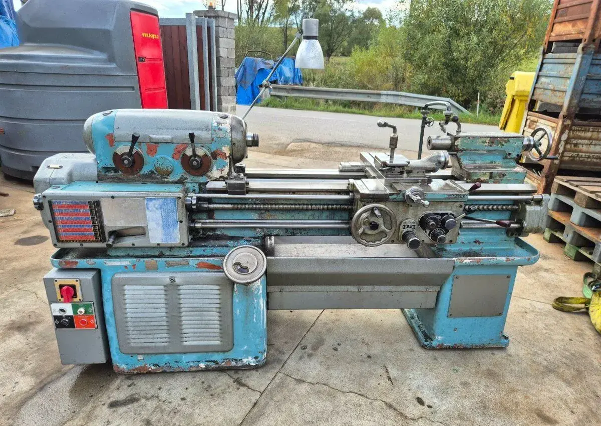 Sústruh Sv18R 750