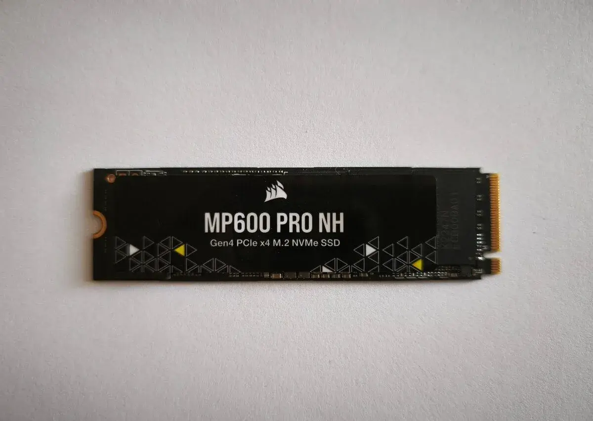 Corsair MP600 PRO NH 2TB, M.2 2280, NVMe (nepoužité)