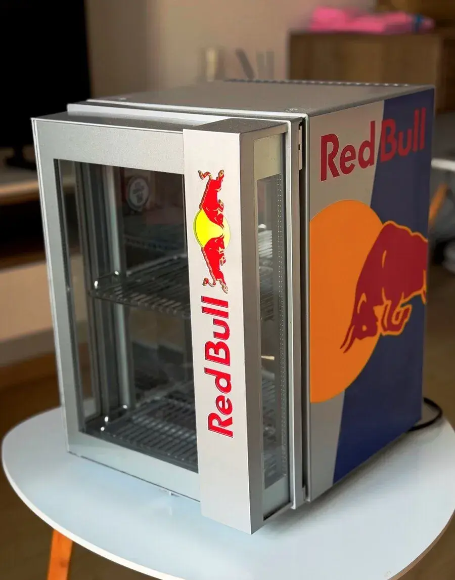 RED BULL Chladnička