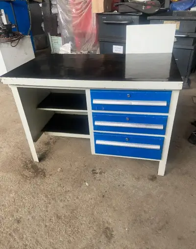Pracovný stôl Ponk