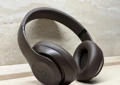 Beats Studio Pro Brown