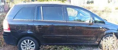 Nepojazdnú Zafiru B