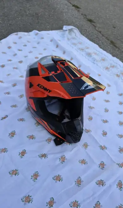 Motocrossovu vystroj (kenny)