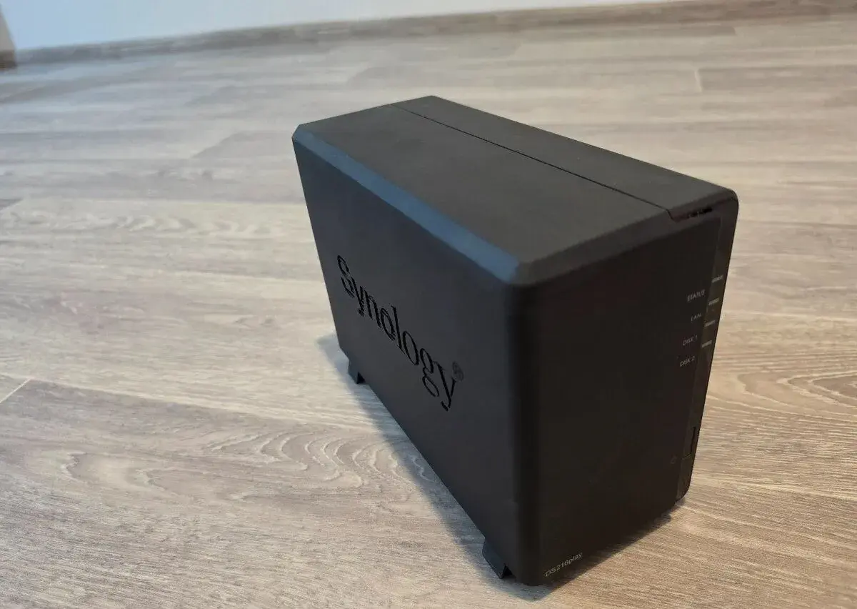Synology DS216play