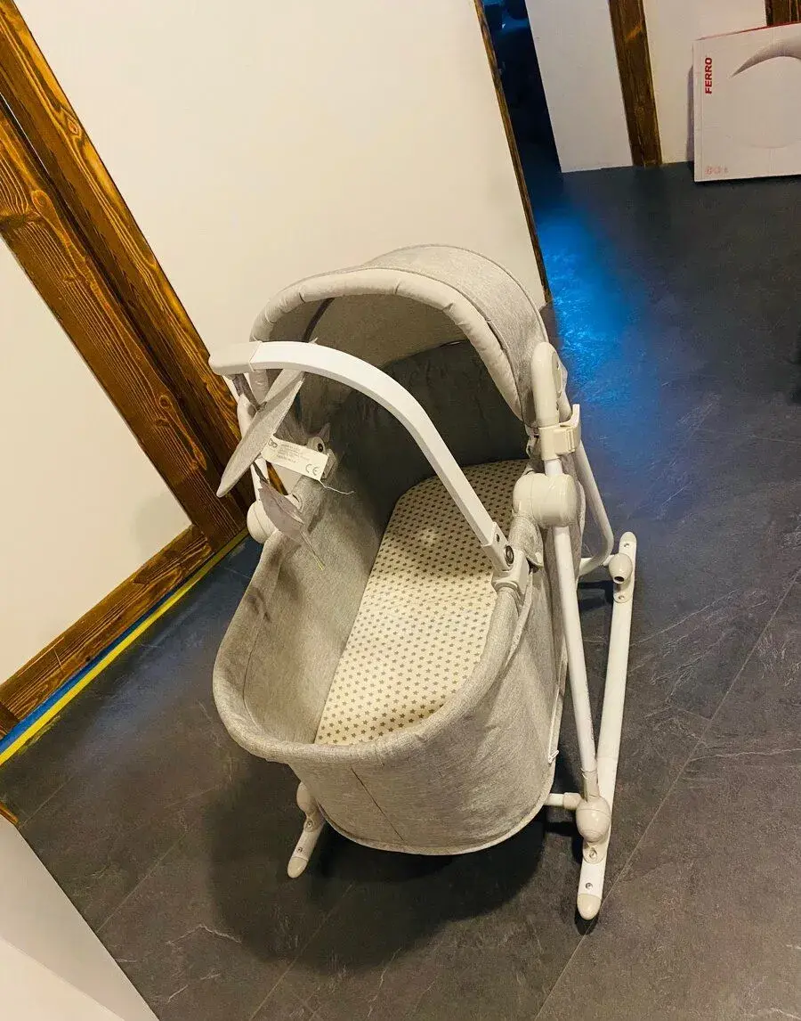Kinderkraft kolíska / lehátko NOLA 5v1 + extra matrac