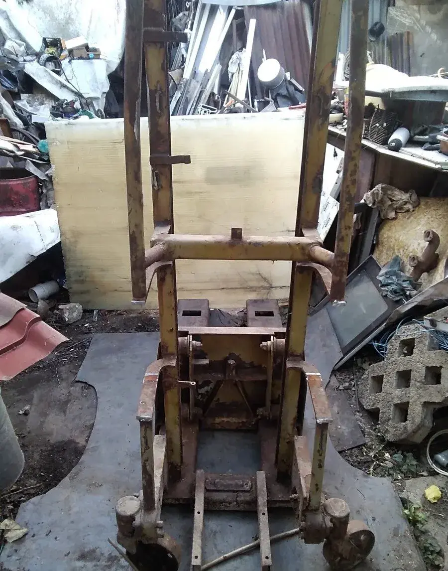 Paletový vozík do výšky asi120cm