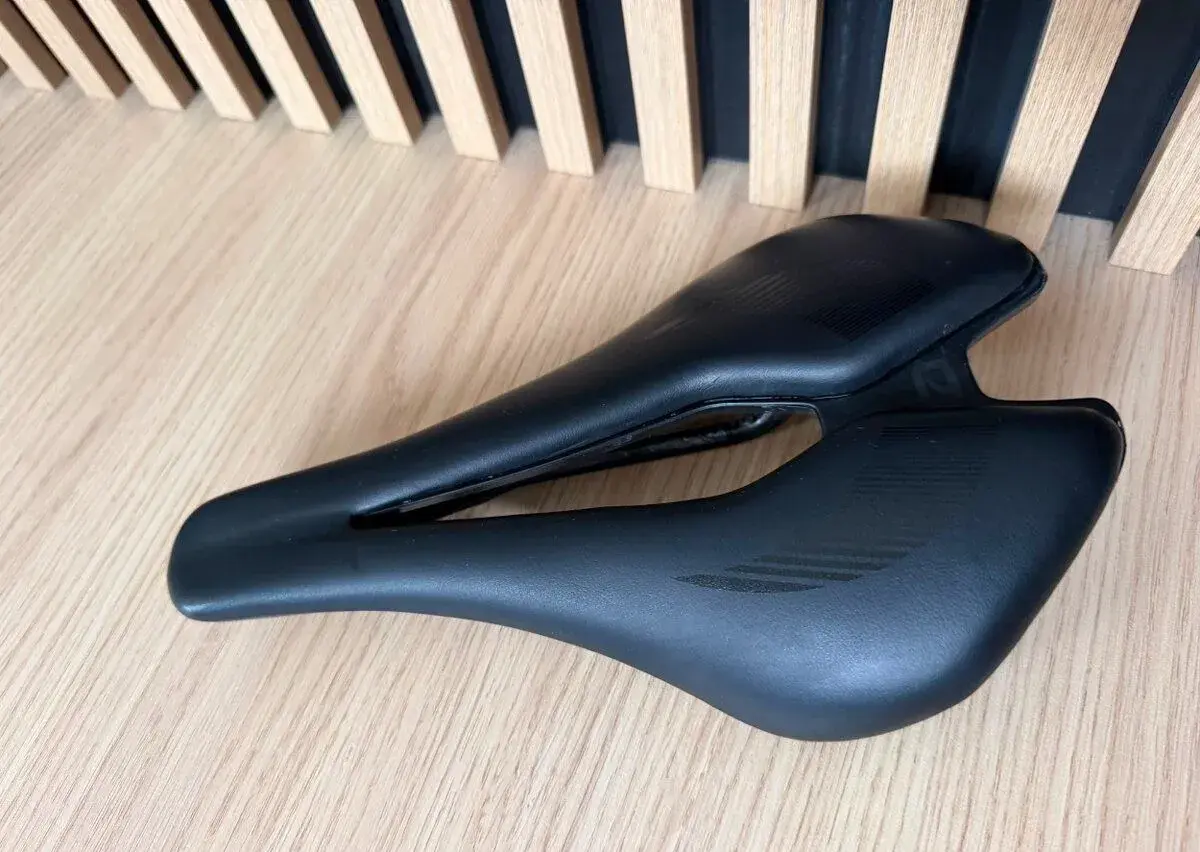 sedlo MOST Lynx Ultrafast Superflow L3 Carbon (šírka 145 mm)