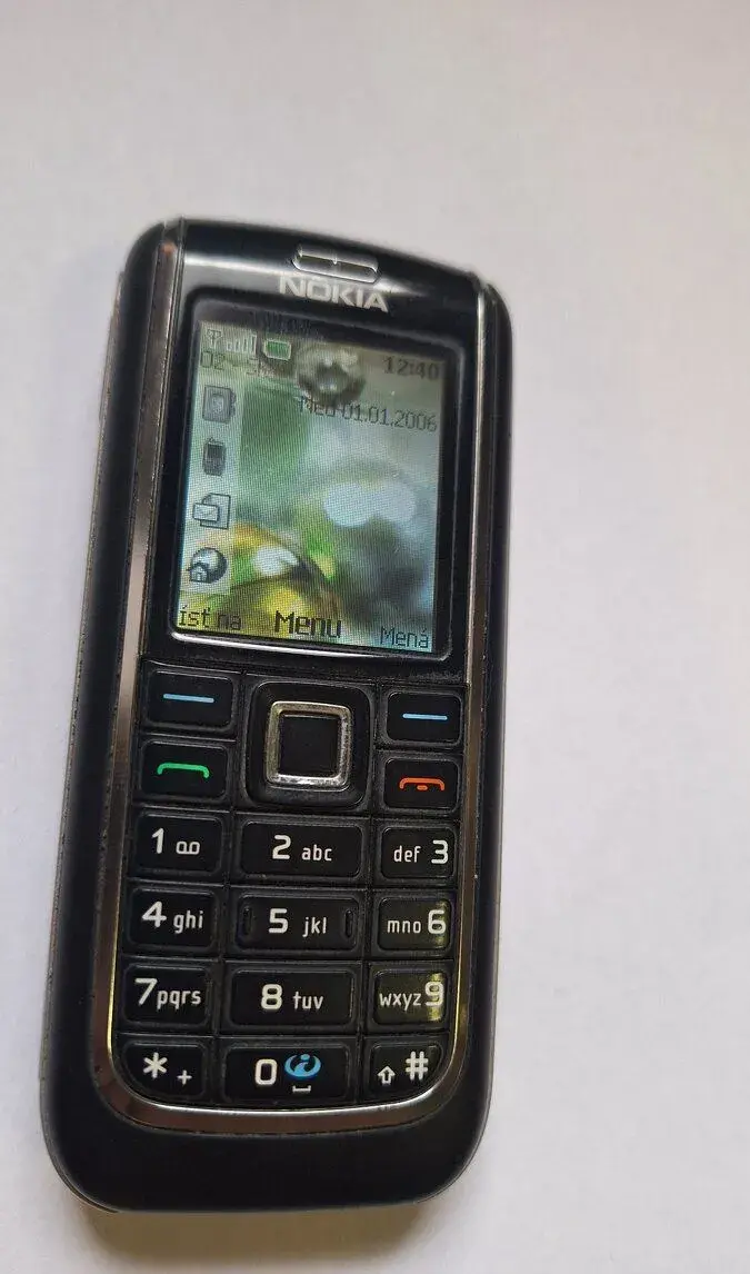 Nokia 6151