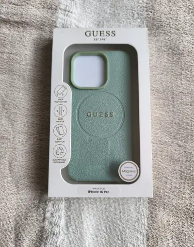 Obal zadný originál Guess na iphone 16 pro zelený