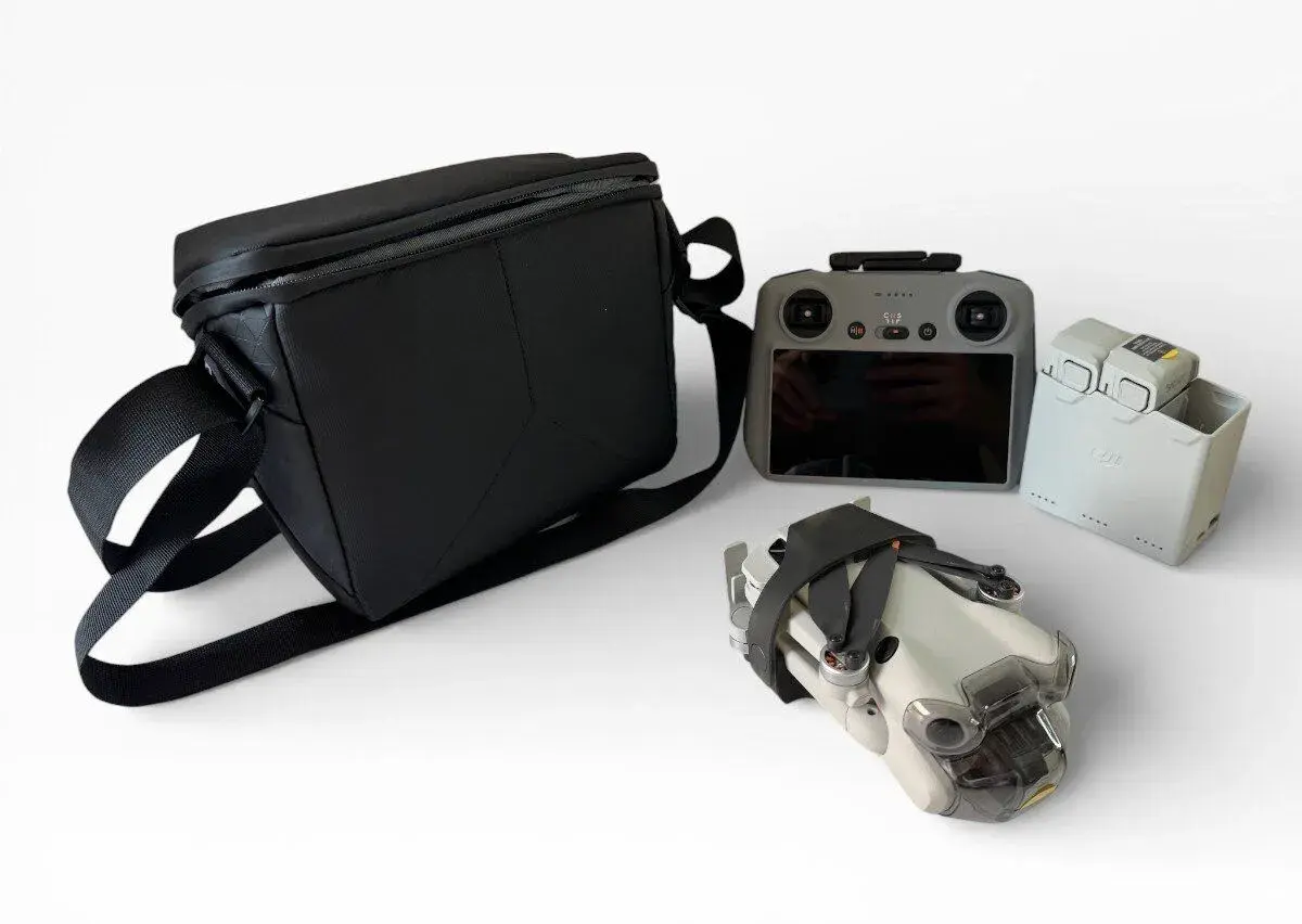 DJI Mini 4 Pro Fly More Combo