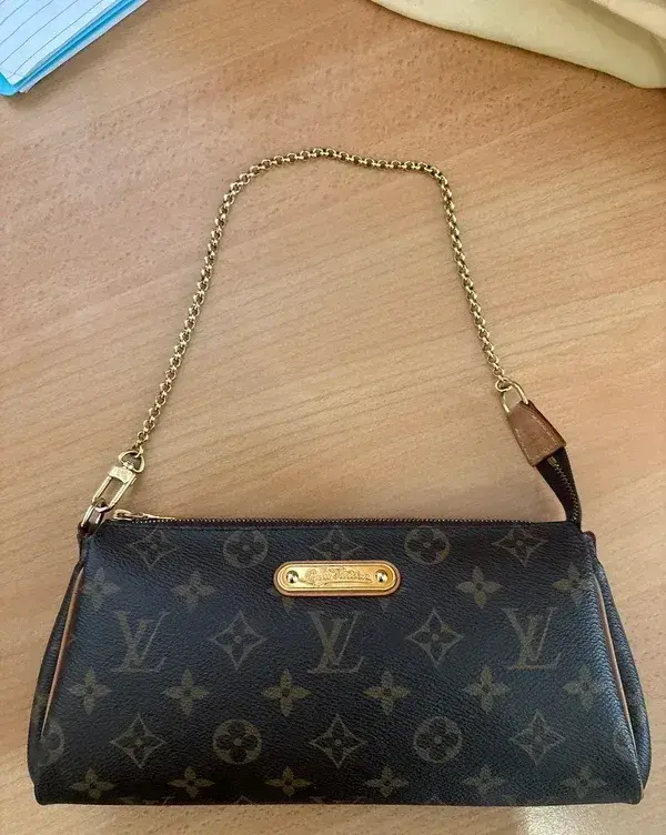 Louis Vuitton Pochette Eva
