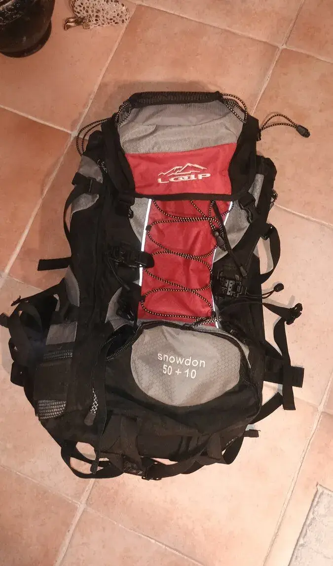 Turistický batoh 60l