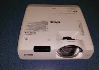 Projektor Epson EB 530