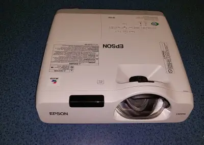 Projektor Epson EB 530