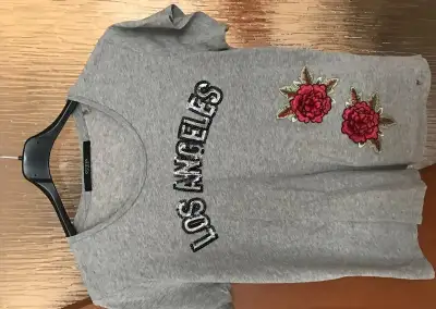 GUESS originál damske tricko S