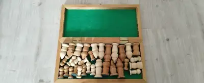 Šach drevený ručne vyrobený / šachové figúrky - hra