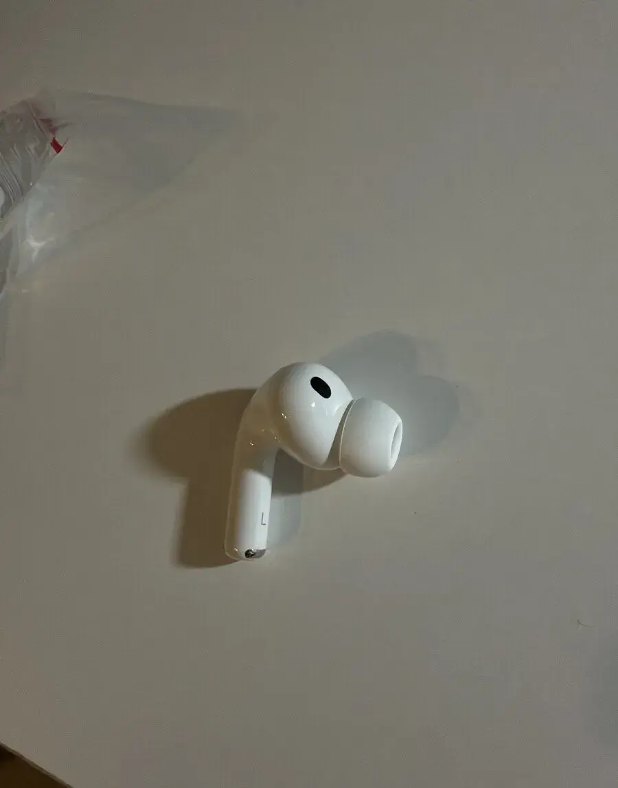 Apple airpods pro 3 - náhradné slúchadlo ľavé