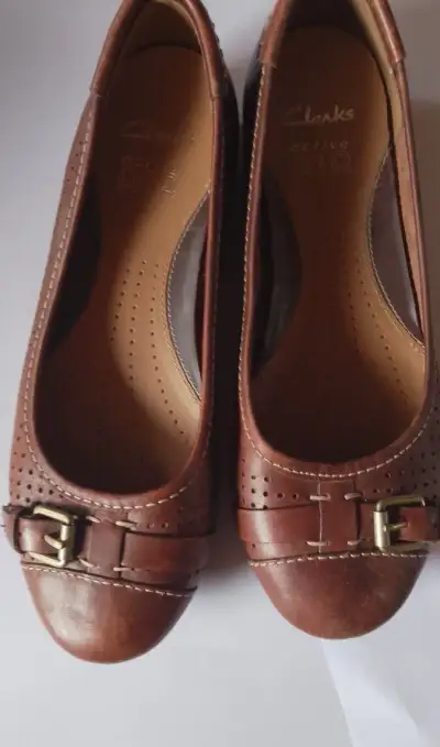 Kožené topánky Clarks číslo 3,5