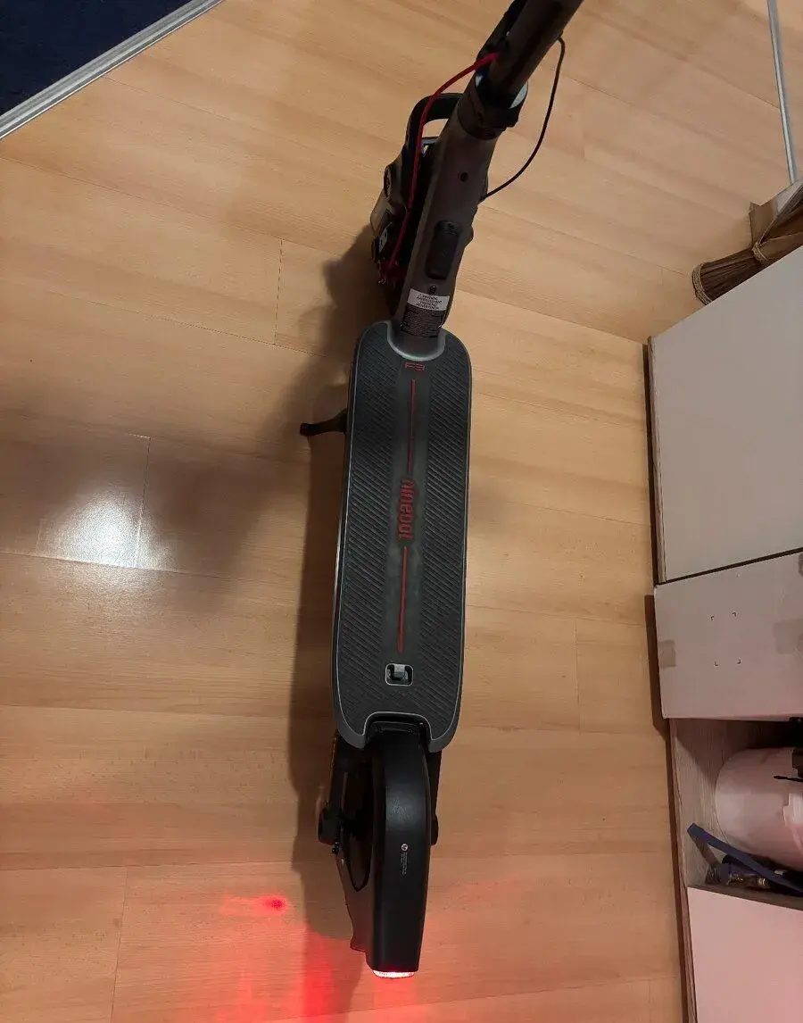 Segway Ninebot F3 E | 467 km | záruka, nabíjačka