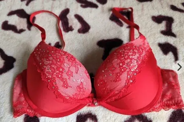 Podprsenky Victoria Secret, Censored, Tezenis