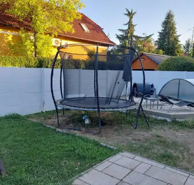 Trampolína