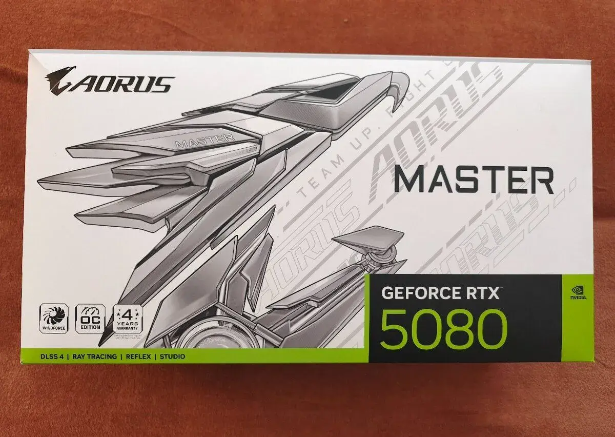 Rtx 5080 Gigabyte auorus master White 16gb