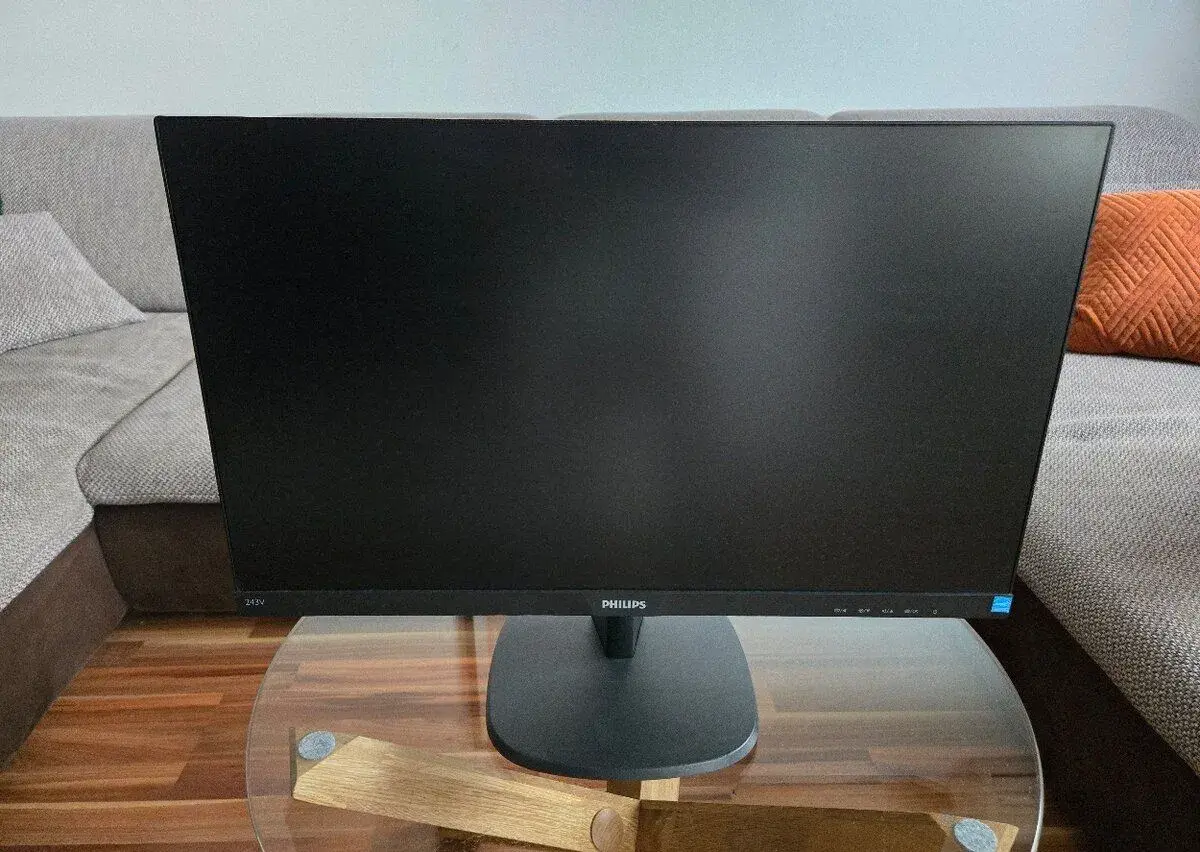 Phillips 243V7Q LCD Monitor