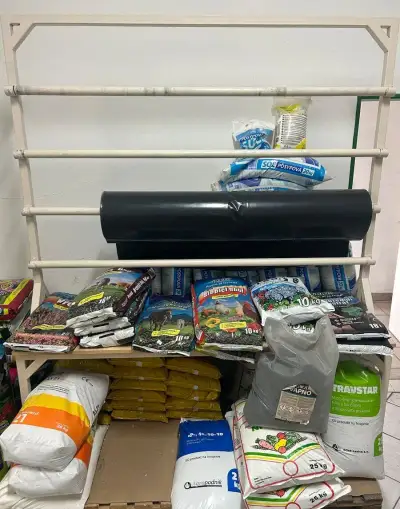 Stojan pre material