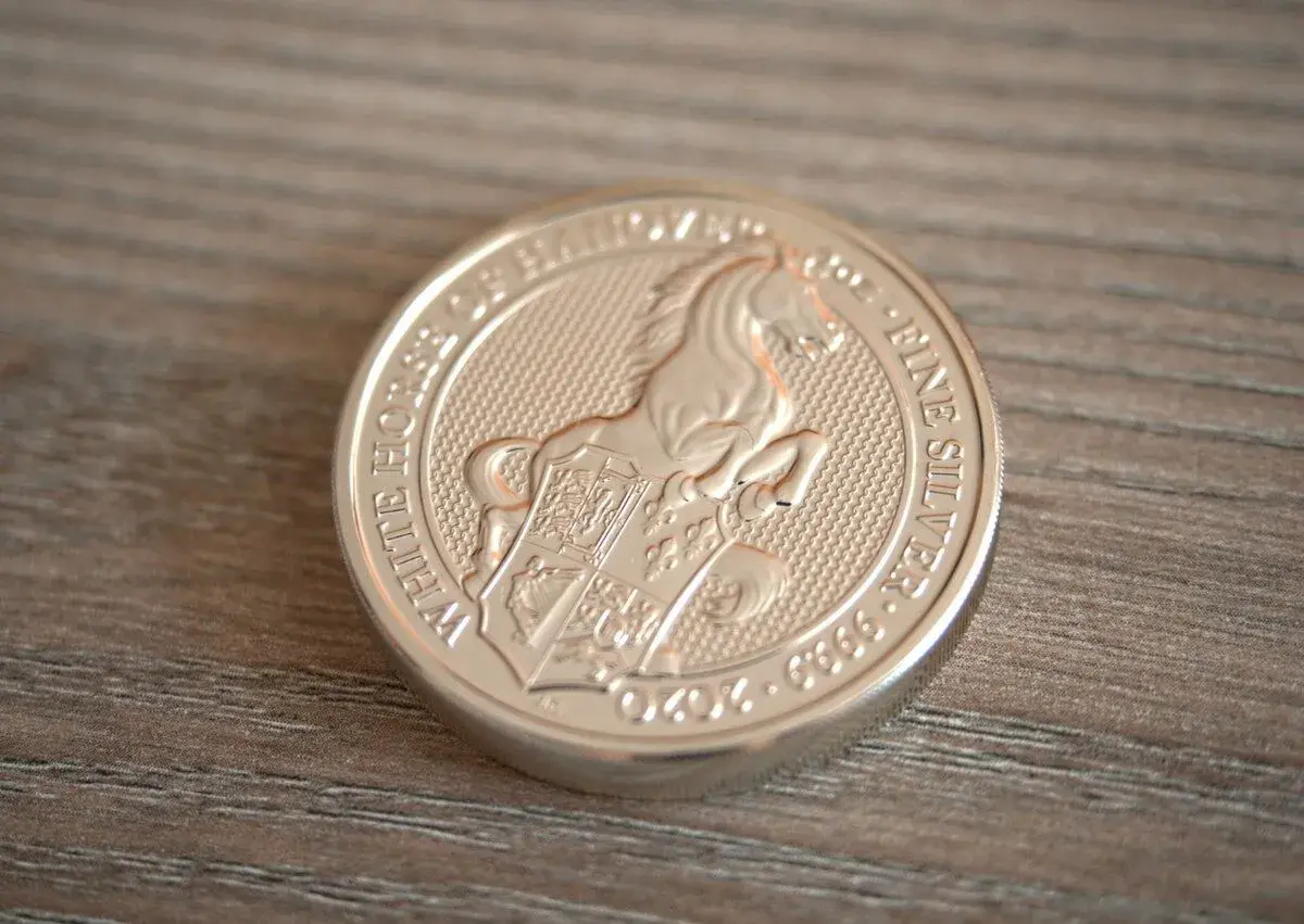 strieborná minca Queens Beasts White Horse of Hanover 2 Oz