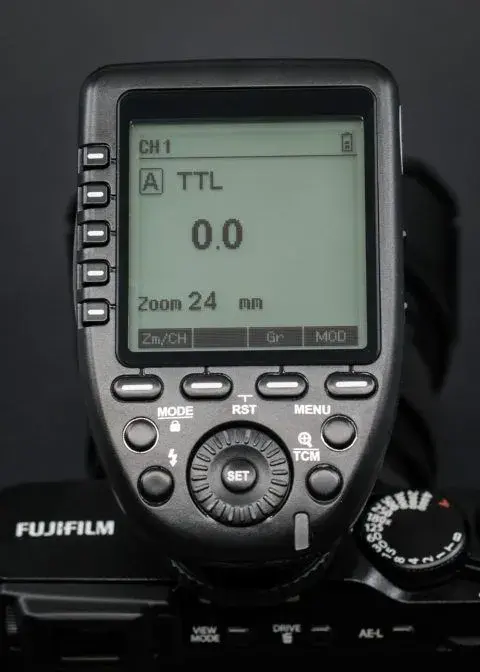 Godox XPro-F – profesionálny odpaľovač bleskov Fujifilm