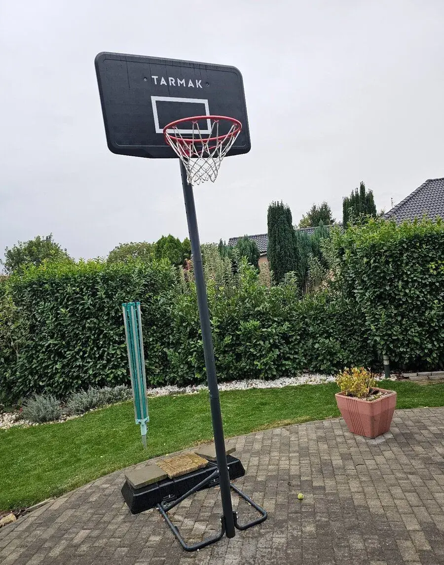 Exterierový basketbalový koš