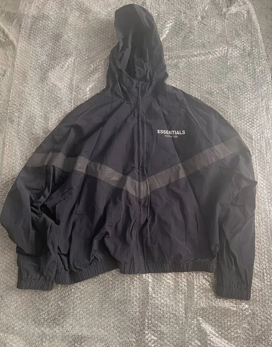 Essentials Retro Windjacket