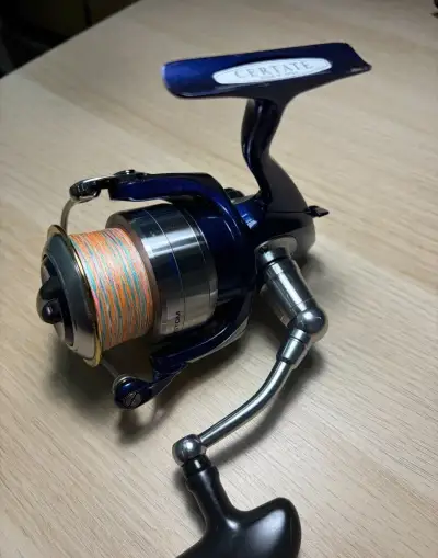 Navijak Daiwa 04 Certate 3500HD Custom
